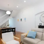 Newtown Terrace House Oasis